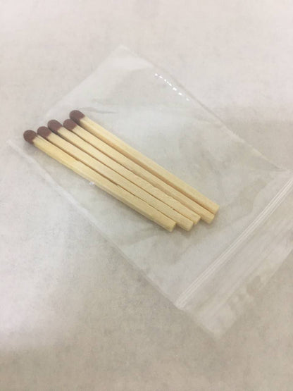 شمعة الذهب المتلألئ